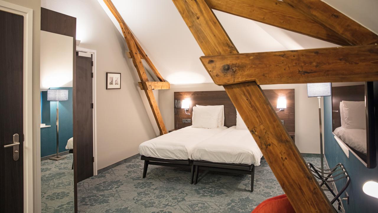 Hotel De Koppelpaarden Лихтенворде Экстерьер фото